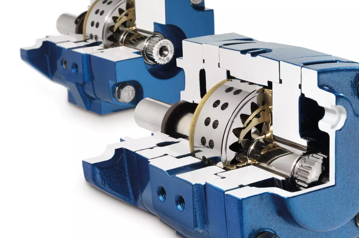 Internal gear pumps